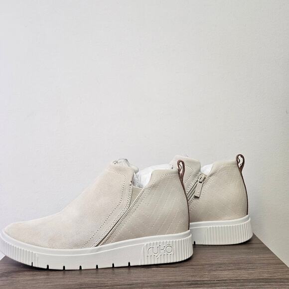 RYKA Women's Vera 2 Booties Size 9.5 Beige NWT - Picture 2 of 10